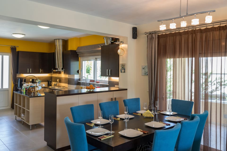 Spacious dining area for memorable family gatherings!