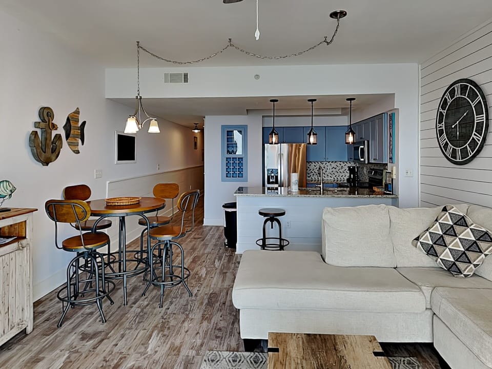 Open Living Area with Sleeper Sofa