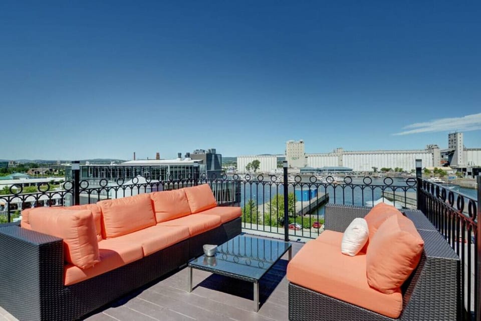 Terrasse partagée sur le toit