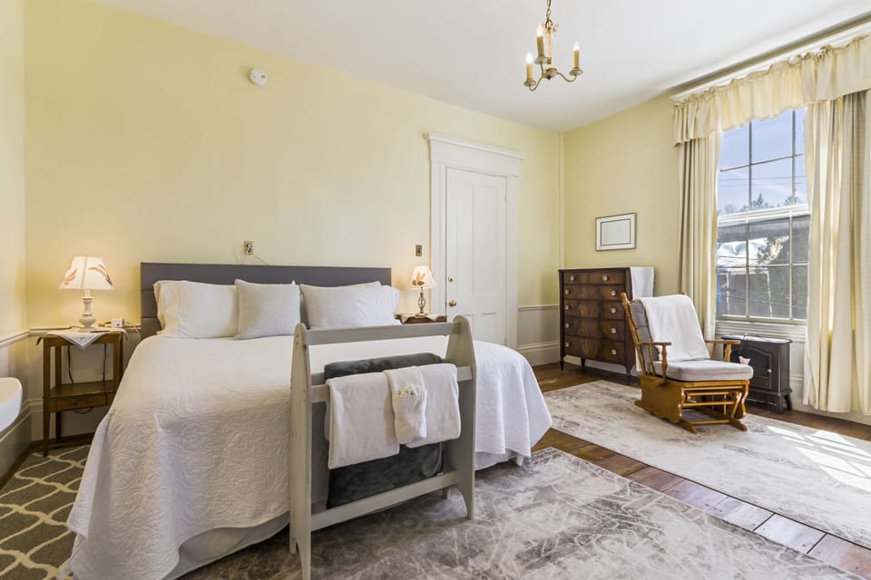 Room2B