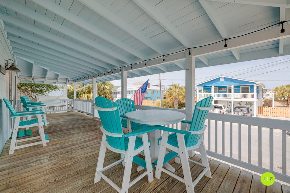 Front Porch dining