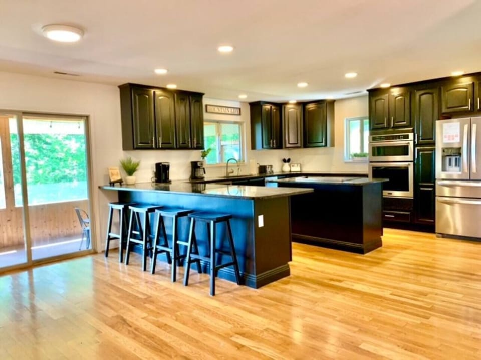 Spacious Kitchen w/ Bar Seating