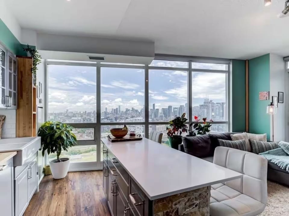 large full kitchen 