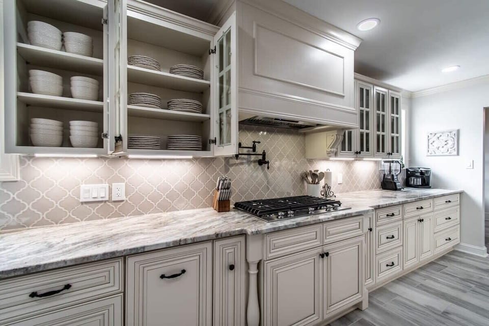 Full Kitchen - House 4237