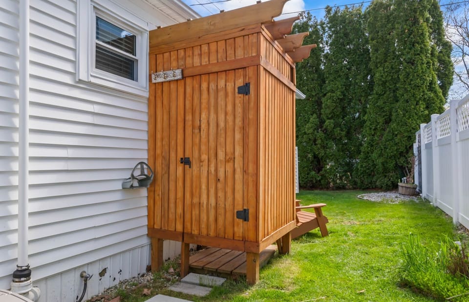 Outdoor shower