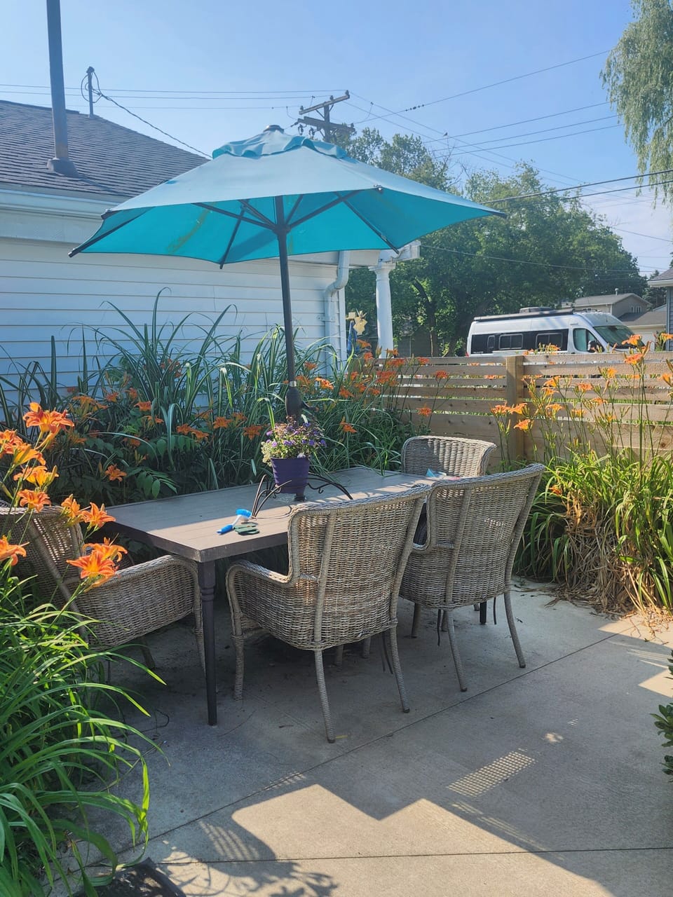 backyard dining patio