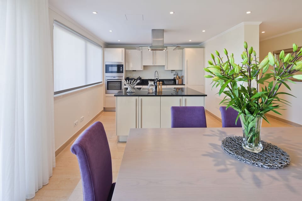 Kitchen &amp; Dining Room