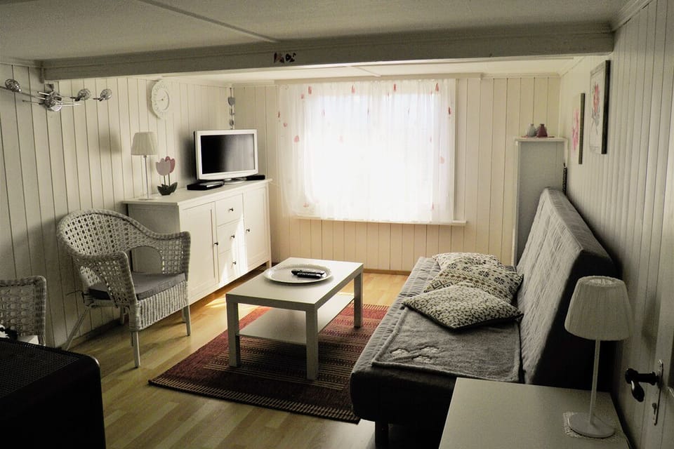 You can watch TV comfortably in the living room