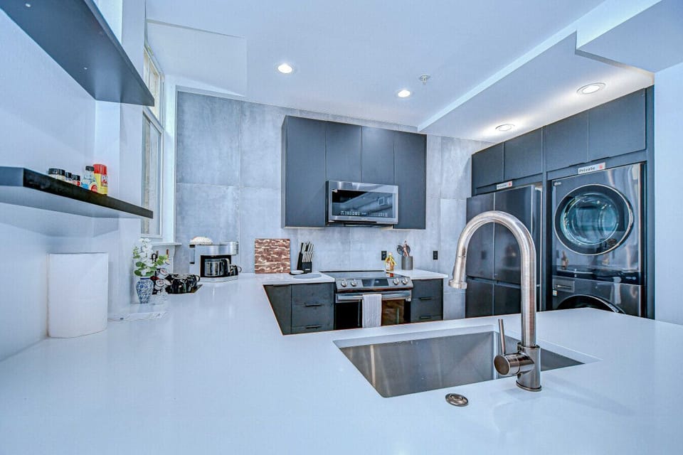 Plenty of counter space and lighting in the kitchen