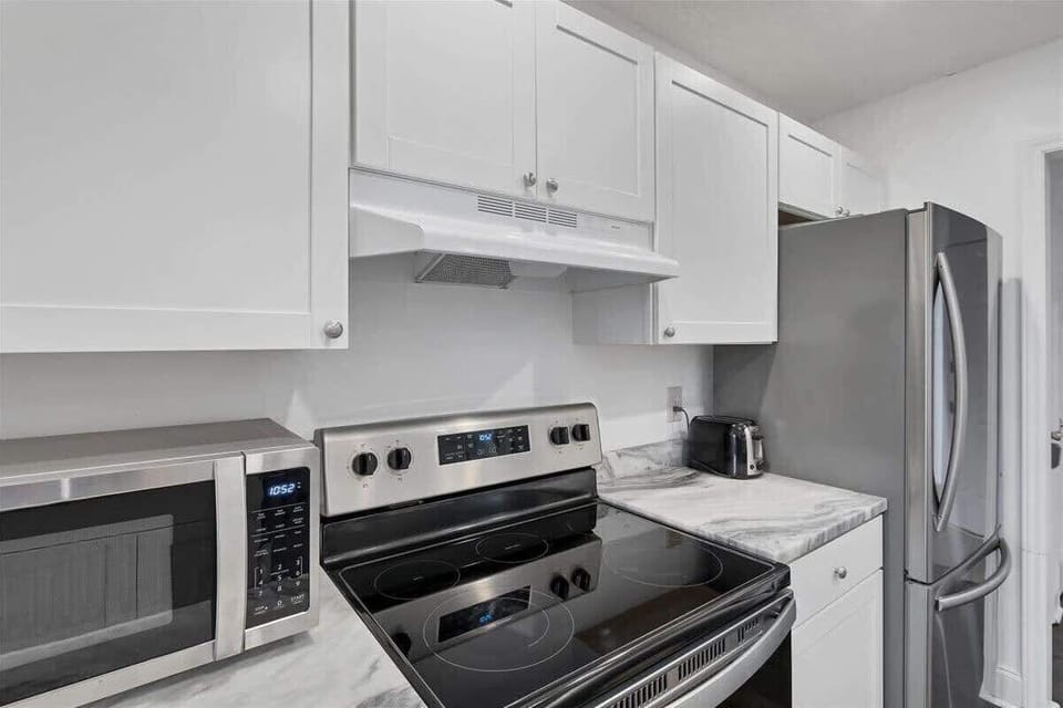 Well stocked kitchen for all your cooking needs