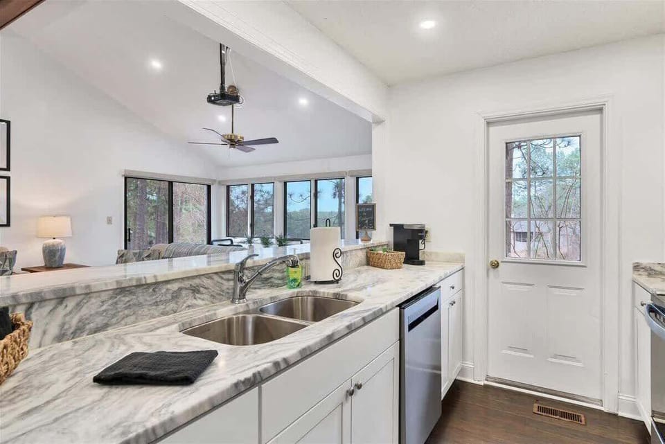 Clean and well stocked kitchen