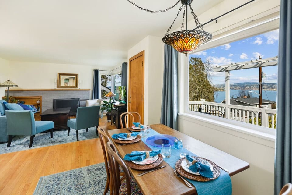 Dining table with lake views.