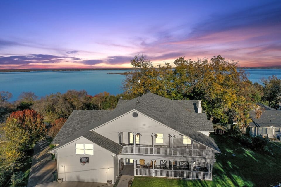 Twilight view of Lakehaven on Lake Whitney