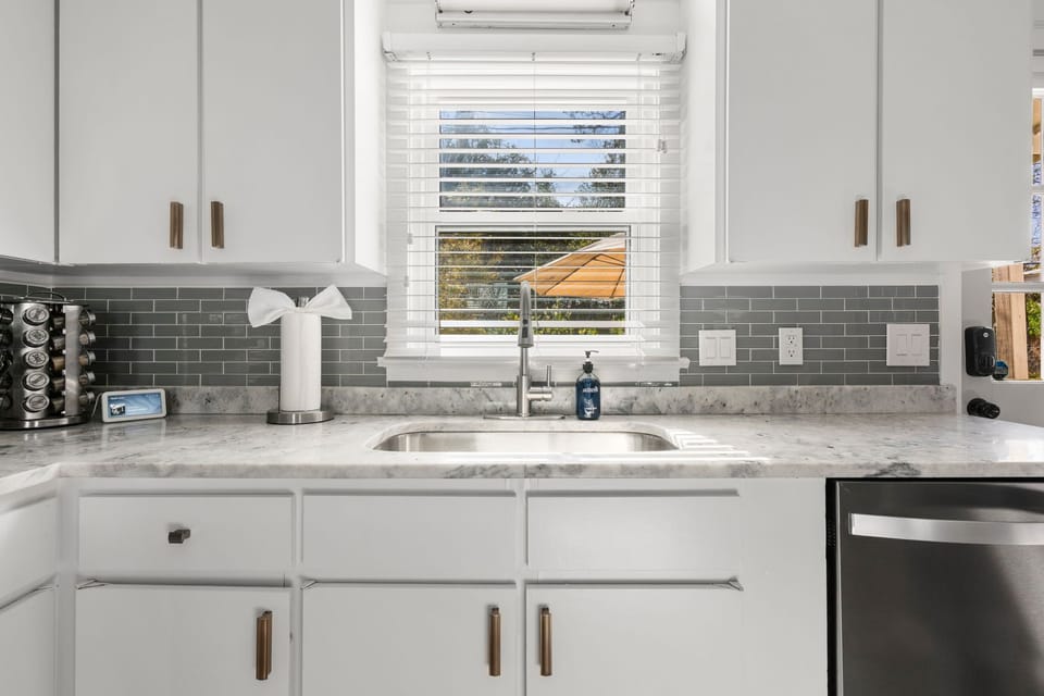 Fully Stocked Kitchen