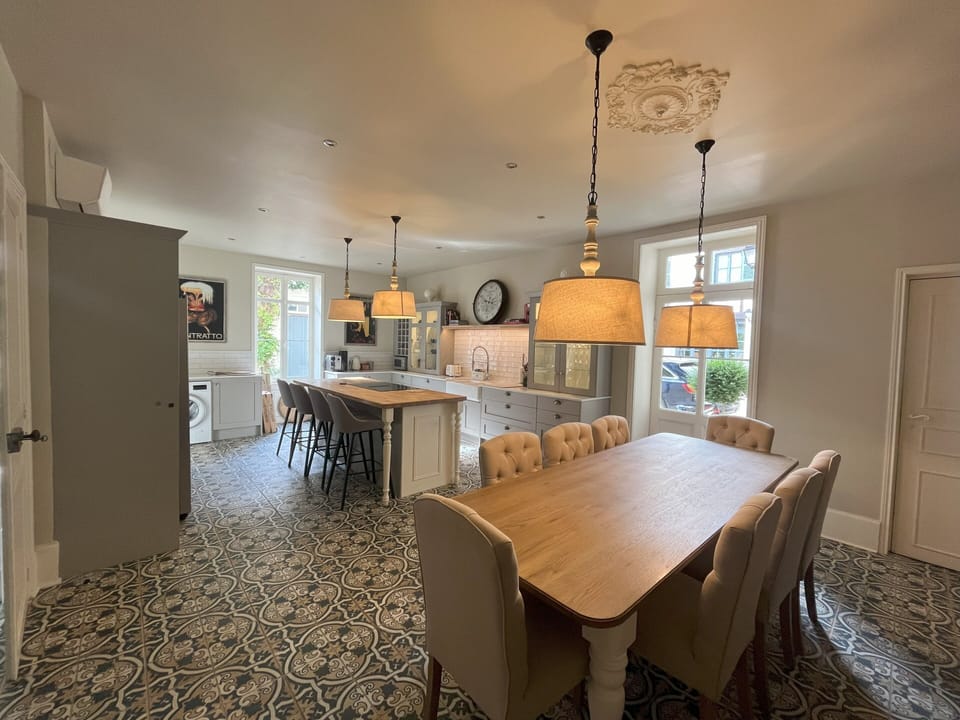 Kitchen breakfast room