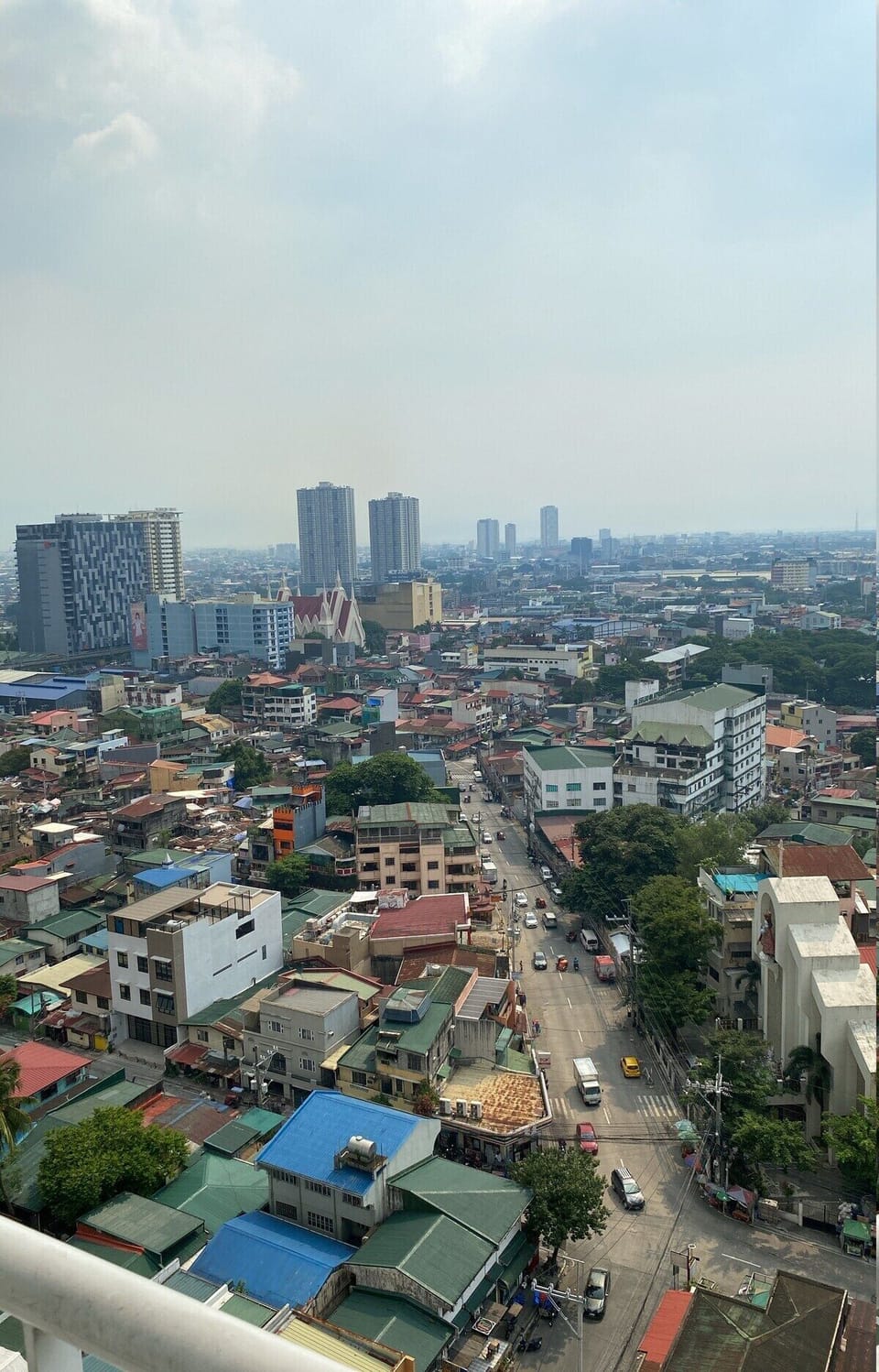 1Bed room fully furnished free WIFI Apartment in Quezon City