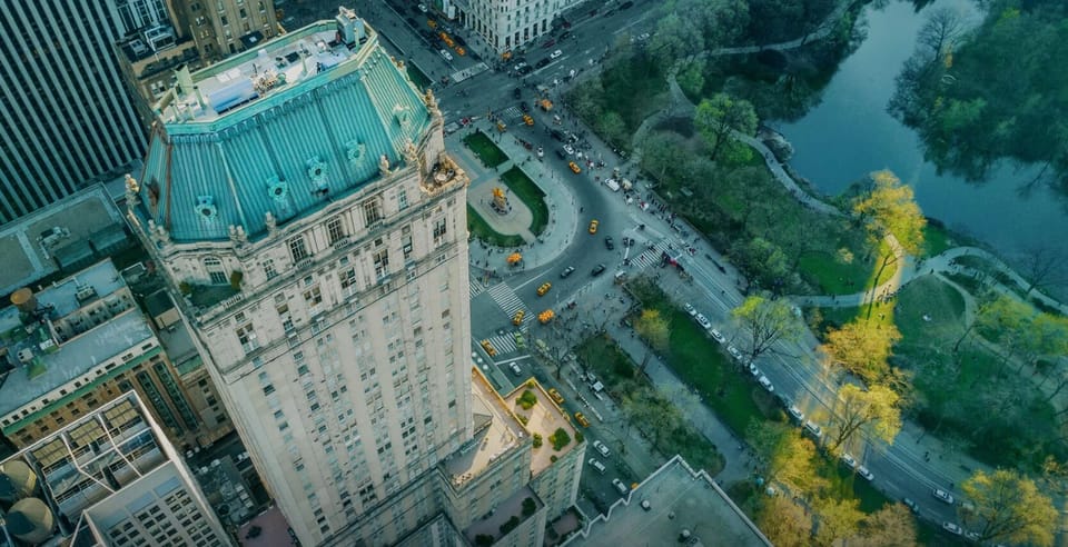 Soak up sweeping city-and-park views from above the skyline.