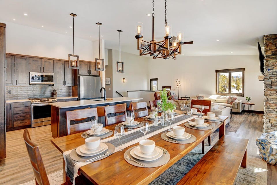 Dining Areas