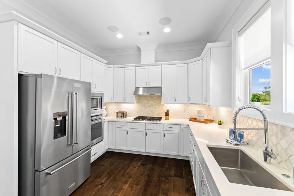 The kitchen has all the appliances needed to prepare the perfect meal.