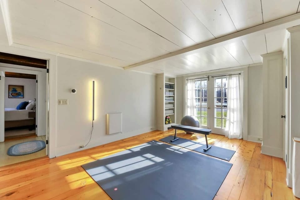 Enjoy a workout during your stay in the yoga room including dumbbells 3-20 lbs • 1-2 person sauna