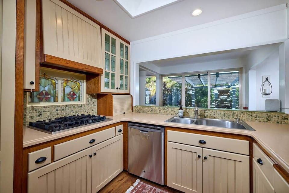 Fully stocked open chefs kitchen with all the amenities 