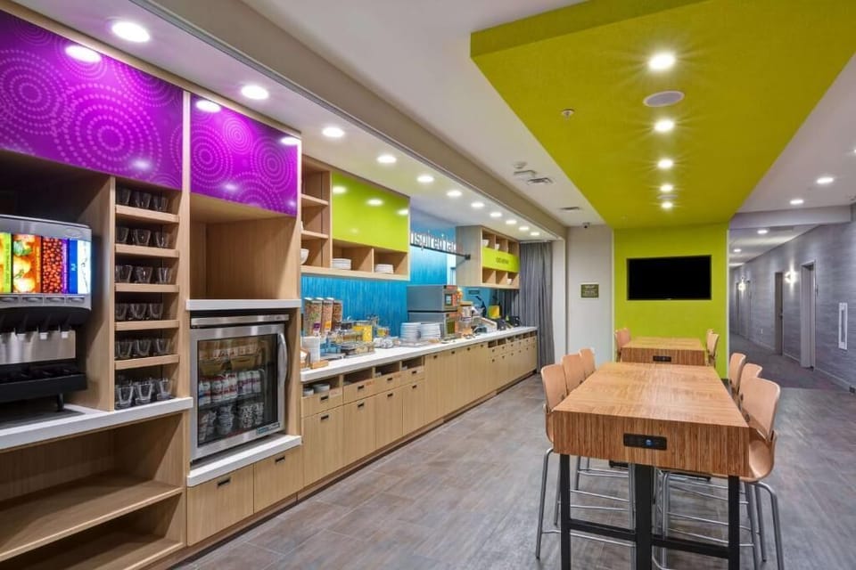 Free daily breakfast