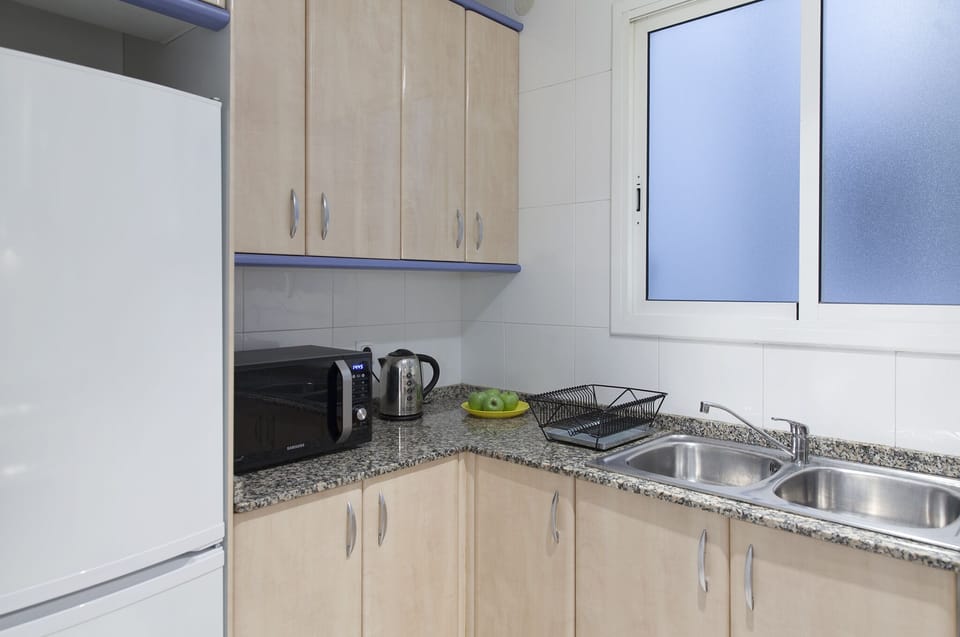 KITCHEN - Fully Equipped