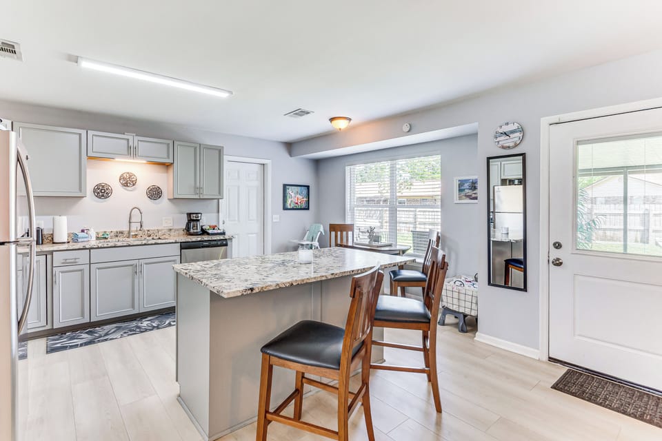 Kitchen | Cooking Basics | Drip Coffee Maker | Breakfast Bar