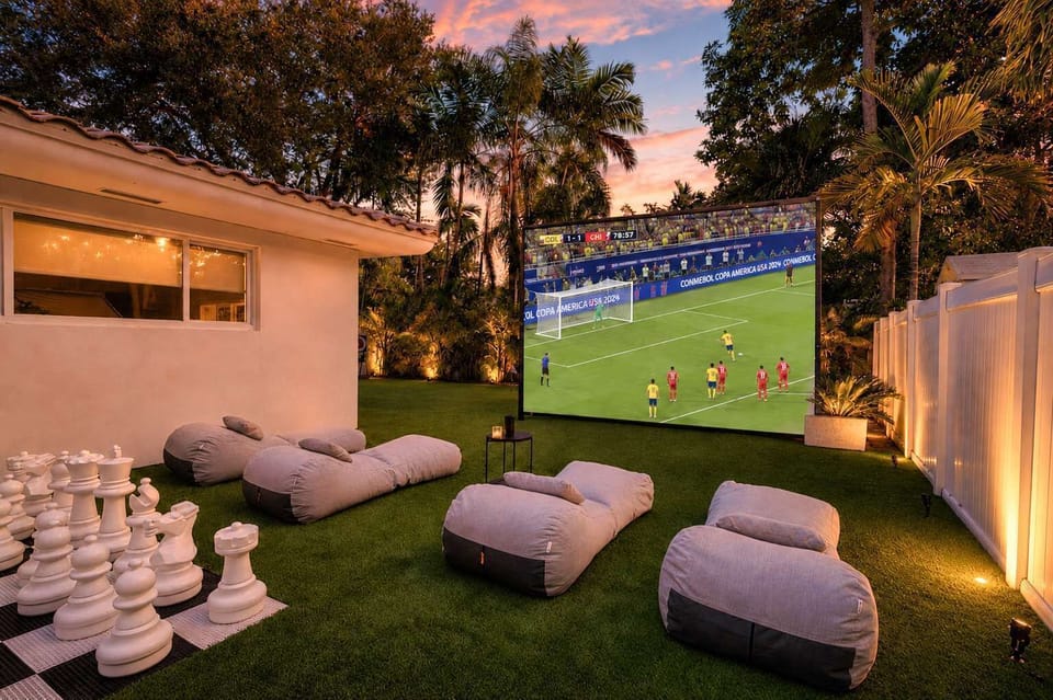 Outdoor movie theater scree