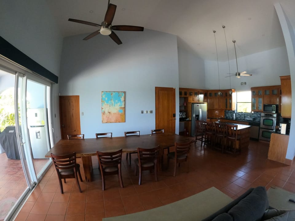 Dining area - Main House 