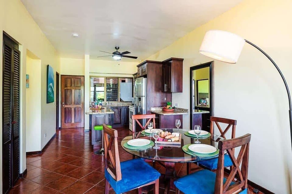 Long chats, shared meals, and no need to rush.