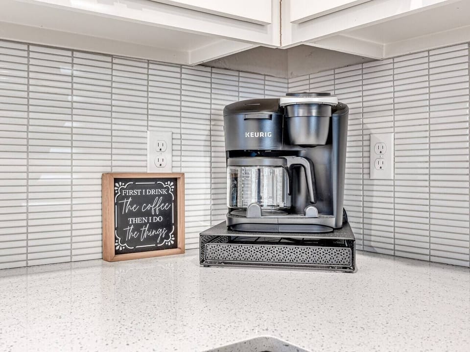 This architectural choice, popularized over the last 70 years, emphasizes not just the freedom of movement but the freedom of interaction, fostering a convivial atmosphere where family and friends can gather without the constraints of traditional walls.