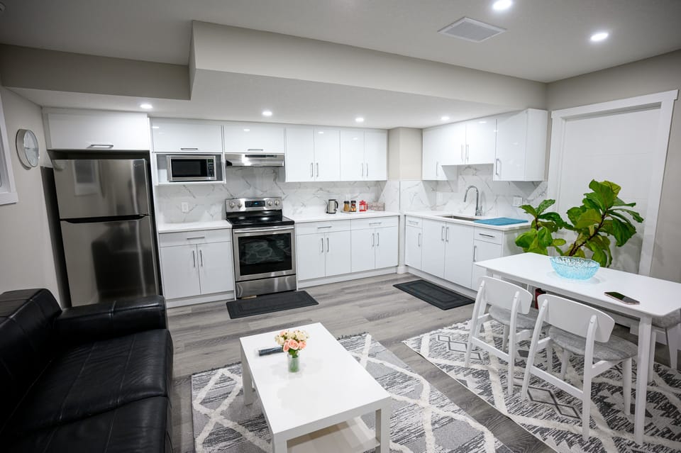 Full Kitchen view