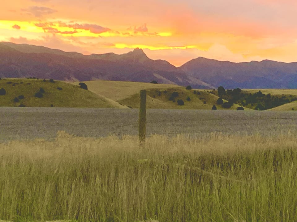 Just one of the 5 mountain ranges that can be seen for this stunning home.