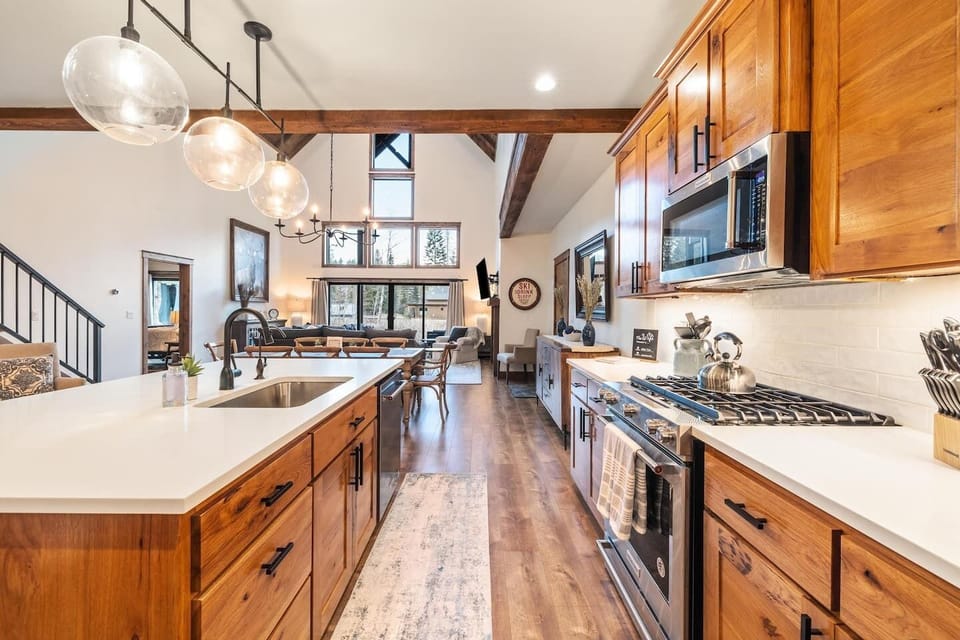 Kitchen | 1st Floor