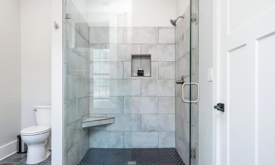 [Shower] Large Tiled Walk-In Shower
