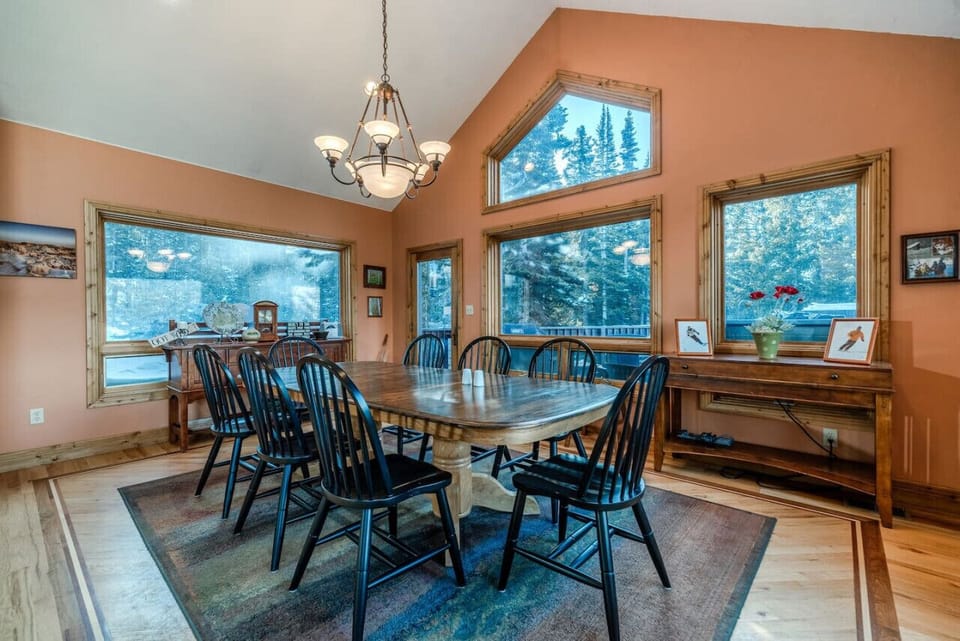 Dining area with plenty of seating