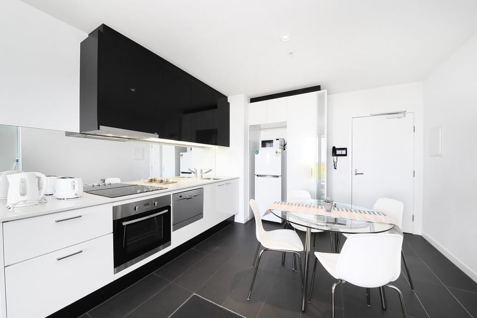 The kitchen & dining area.