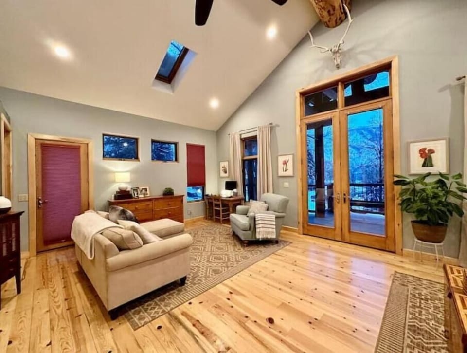 Primary suite living/office area.