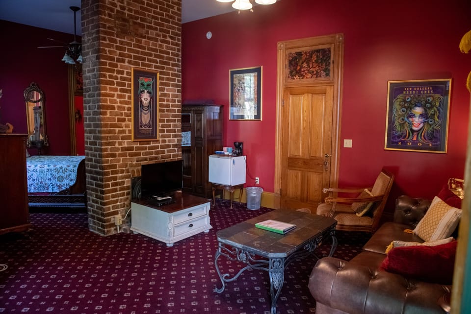 Directv, coffee maker + coffee, fridge in each suite.