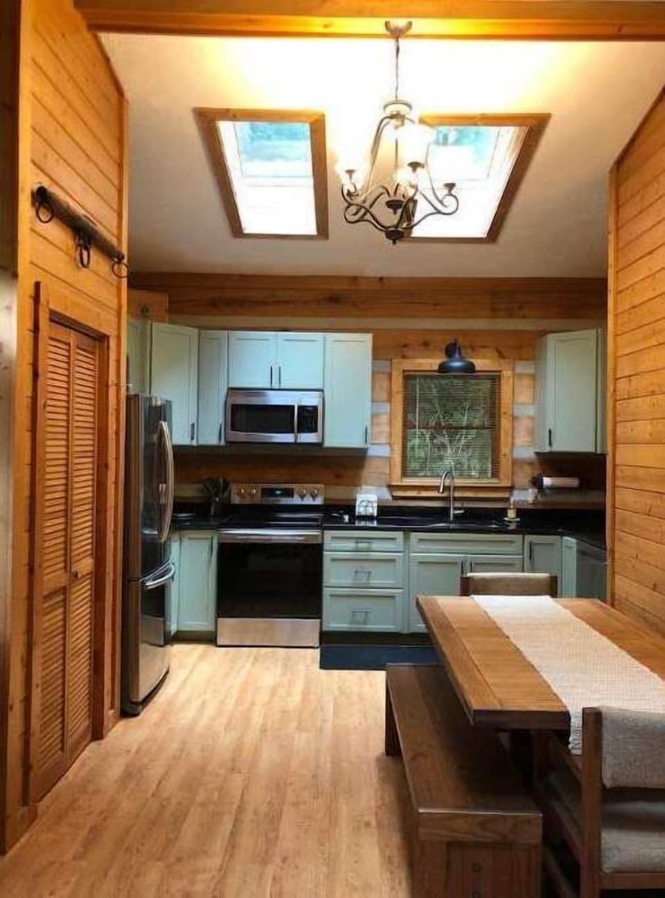 new kitchen with skylights-fully equipped