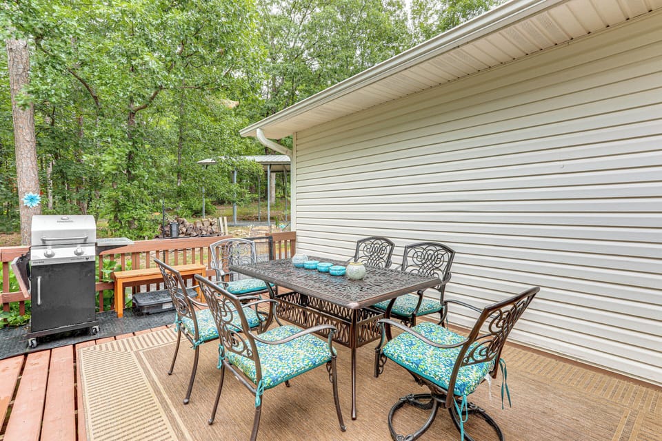 Deck | Gas Grill (Propane Provided) | Golf Course Views