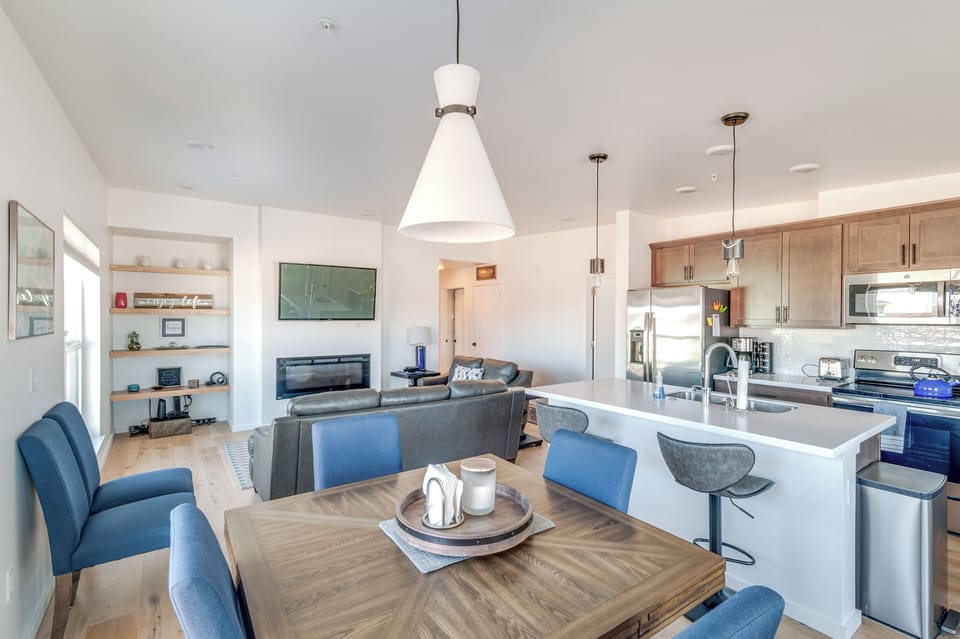 Bozeman Vacation Rental | 2BR | 2BA | Stairs Required | 1,220 Sq Ft