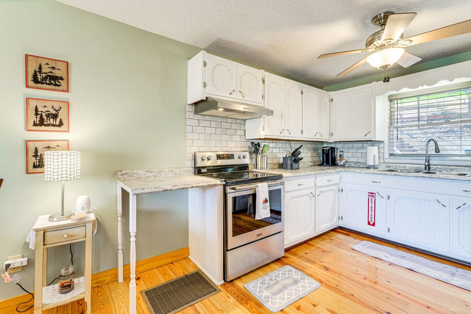 Kitchen | 1st Floor