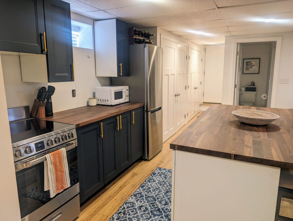 New kitchen in 2023 - the sink and backsplash will be installed by April 2024