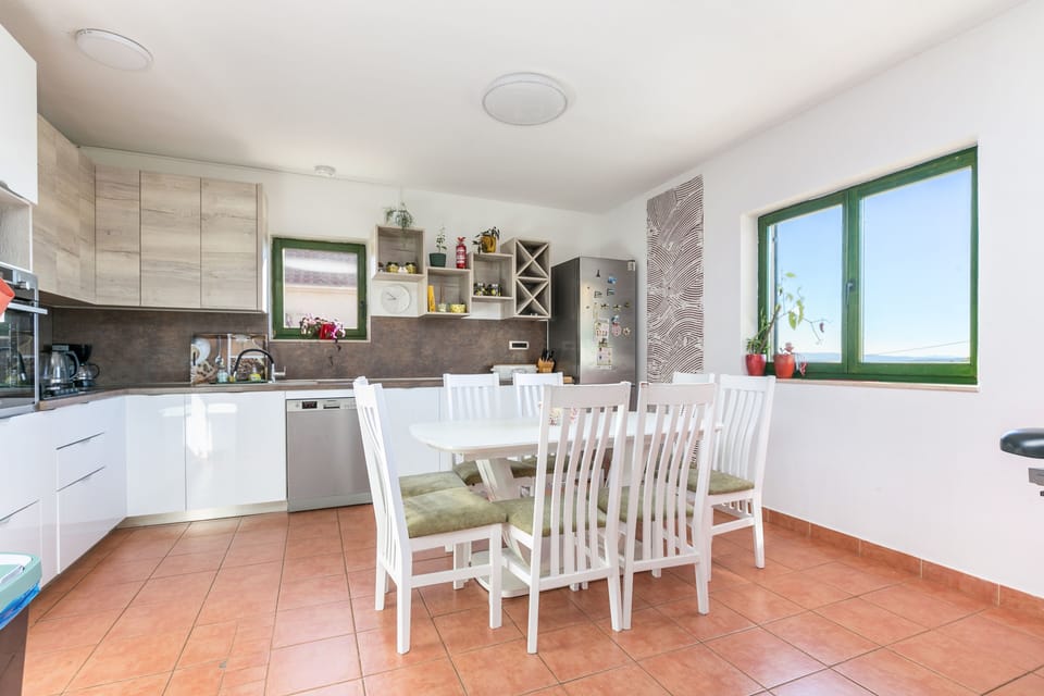 Dining room 1
