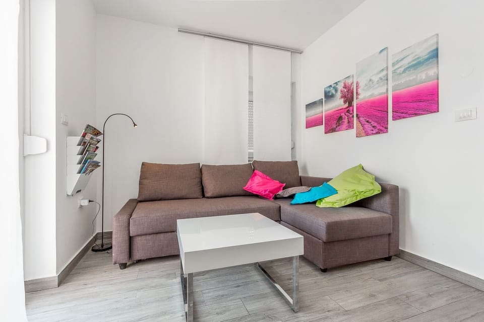 Living room 1