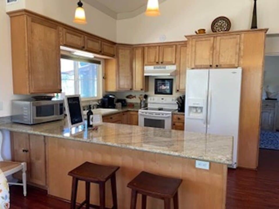 Open Kitchen