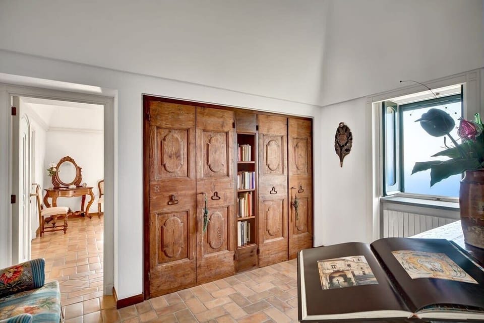 Rooms and furnitures, Fondo Turiello