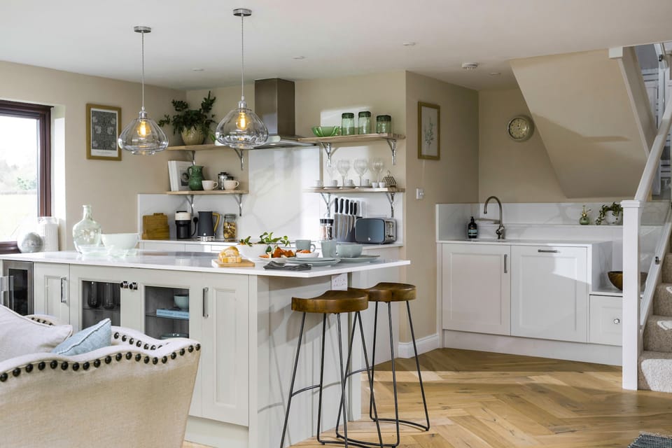 Well-equipped kitchen with all that you need to create a lovely meal after a day spent exploring the local area